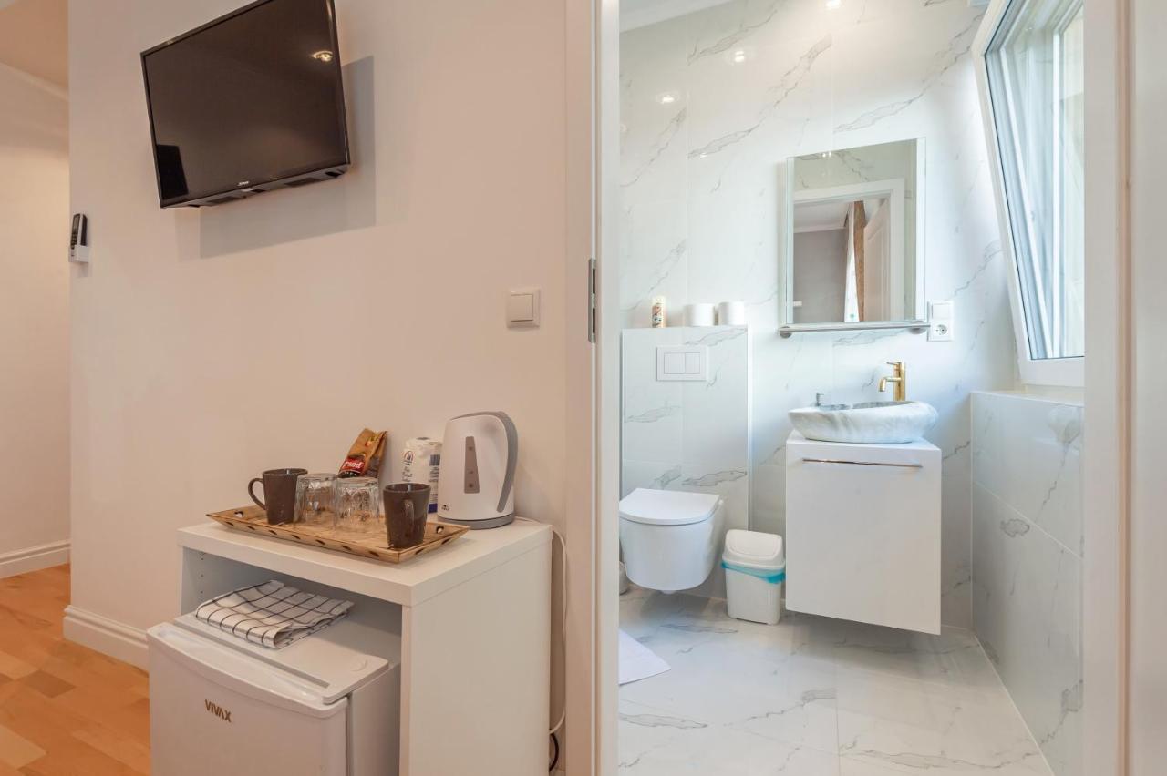 Cool Boutique Apartments - Leopoldstadt Wina Bagian luar foto